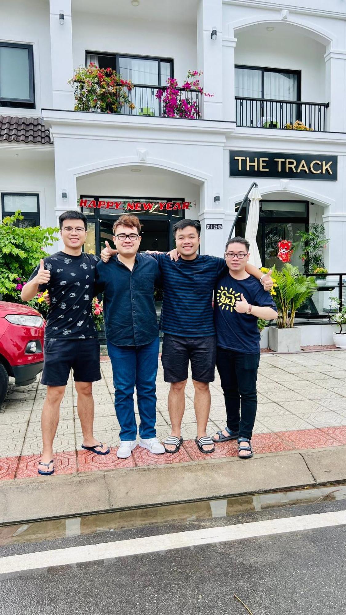 The Track Homestay - Near Bai Dai Beach Cam Lam Buitenkant foto